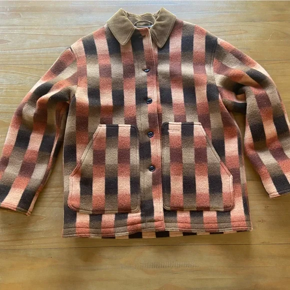 Filson | Women’s Blanket Wool Barn Coat - Picture 1 of 10